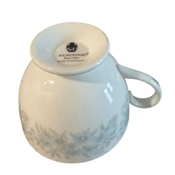 Wedgwood Wyndham Bone China Teacup & Saucer Set of 2 silver rim - Picture 3 of 6